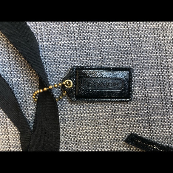 Coach purse with removable inner pouch/clutch - Picture 11 of 14